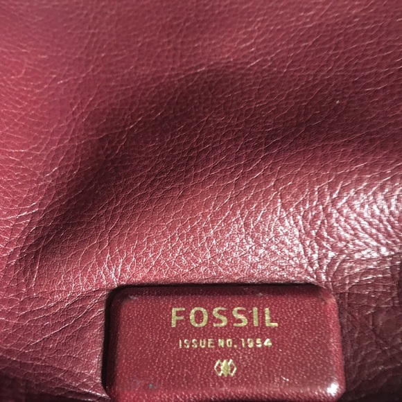 Fossil 1954  Maroon leather crossbody bag - Picture 7 of 14